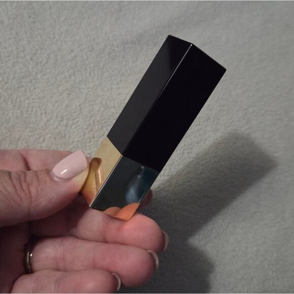 New Estee Lauder Pure Color Envy Sculpting Lipstick 450 Insolent Plum - Picture 3 of 5